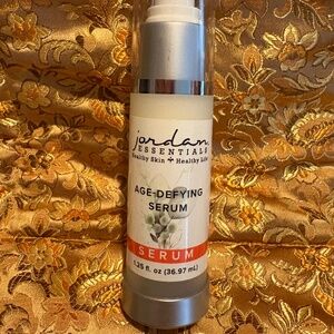 Age-Defying/Anti-Aging Hydrating Serum - Jordan Essentials
